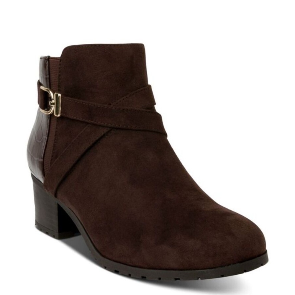 KAREN SCOTT Brown Ankle Booties Buckle Accent Almond Toe Block Heel Size 10 Wide - Picture 4 of 9
